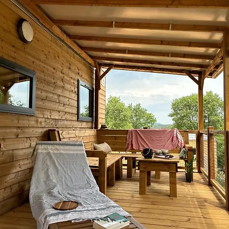 Slow Village Sur Ceze Campingplatz 5*