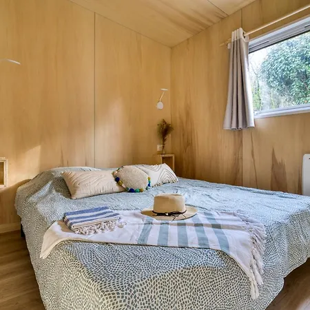 Slow Village Sur Ceze Campsite 5*