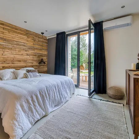 Slow Village Sur Ceze 营地 5*