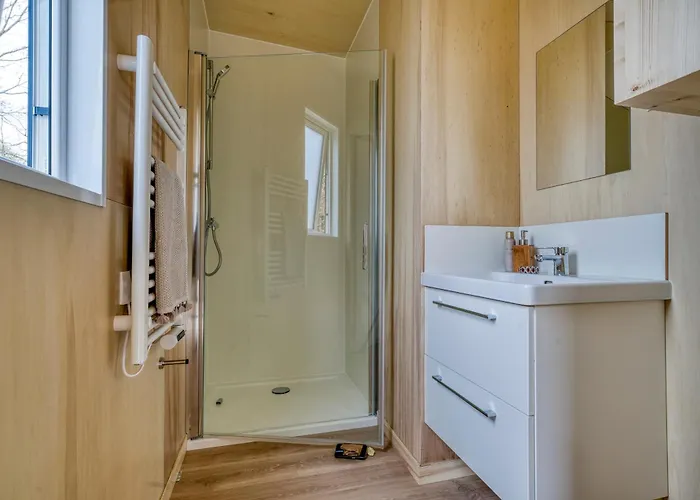 Slow Village Sur Ceze 5*